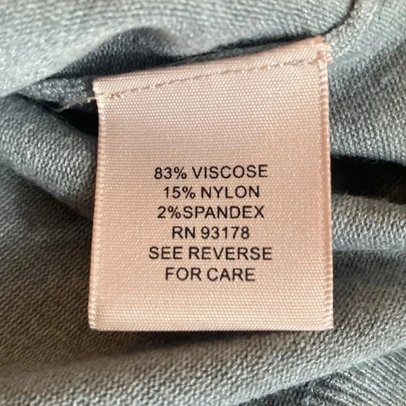 Philosophy gray ruffled sweater size small short sleeve crewneck - Picture 5 of 6